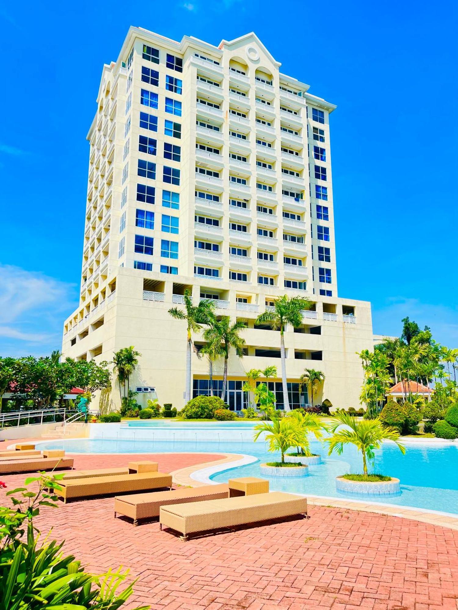 La Mirada Deluxe Suites With Oceanview Lapu-Lapu City Exteriör bild